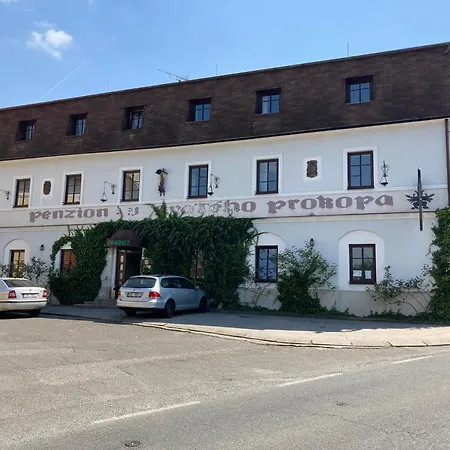 U Svateho Prokopa 게스트하우스 Středokluky